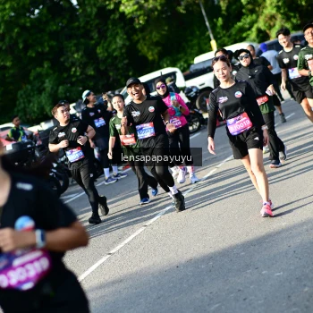 Runner Photo 4143151