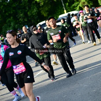 Runner Photo 4143162