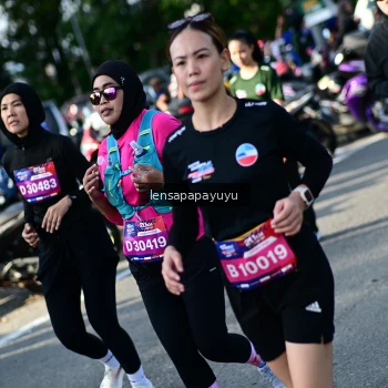 Runner Photo 4143171