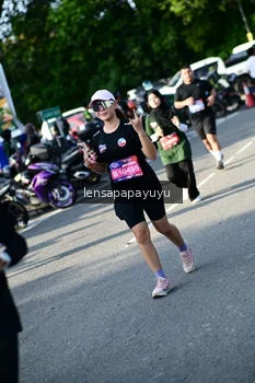 Runner Photo 4143188