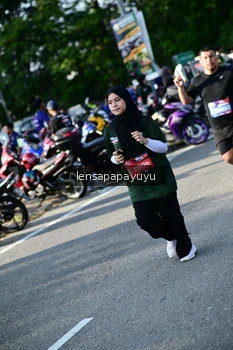 Runner Photo 4143190
