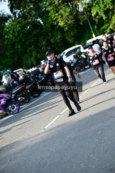 Runner Photo 4143203