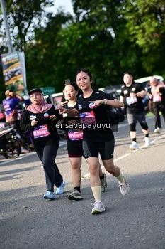 Runner Photo 4143207