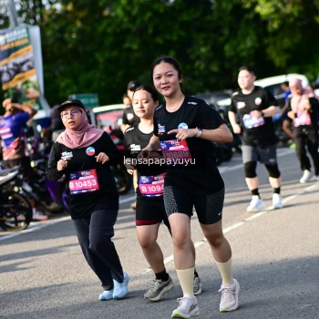 Runner Photo 4143212