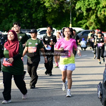 Runner Photo 4143229