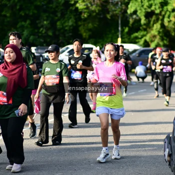 Runner Photo 4143232