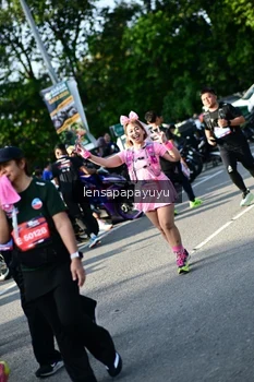 Runner Photo 4143240