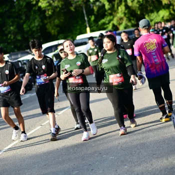 Runner Photo 4143279
