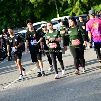 Runner Photo 4143281