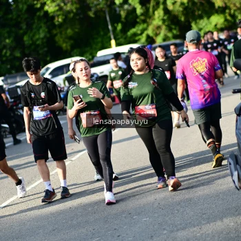 Runner Photo 4143288