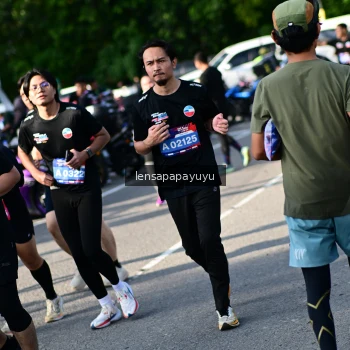 Runner Photo 4143292