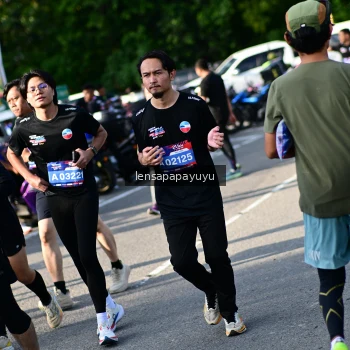 Runner Photo 4143294