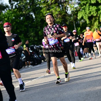Runner Photo 4143314