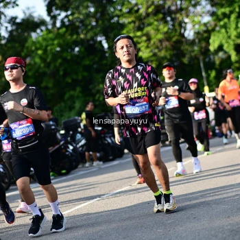 Runner Photo 4143315