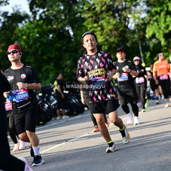 Runner Photo 4143317
