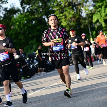 Runner Photo 4143320