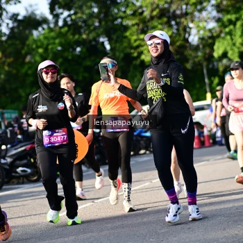 Runner Photo 4143328