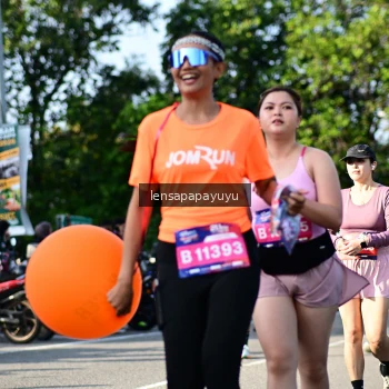 Runner Photo 4143337