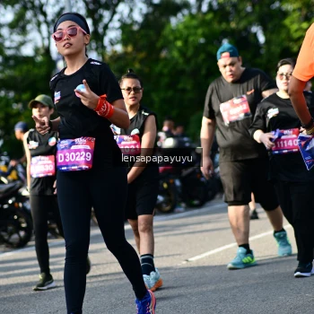 Runner Photo 4143350