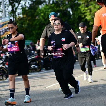 Runner Photo 4143351