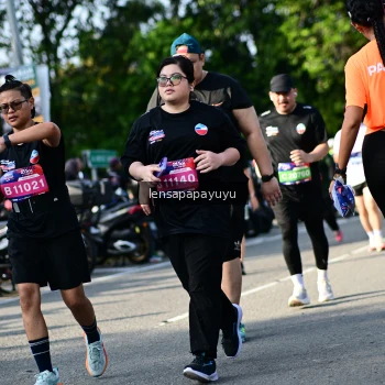 Runner Photo 4143357