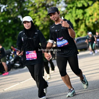 Runner Photo 4143373