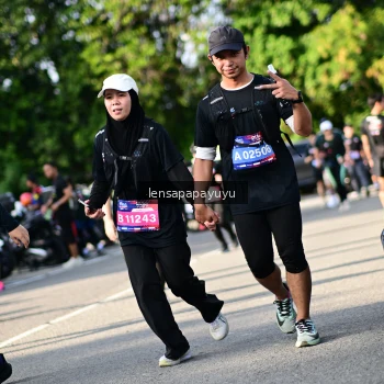 Runner Photo 4143374