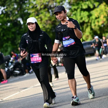 Runner Photo 4143375