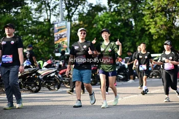 Runner Photo 4143379