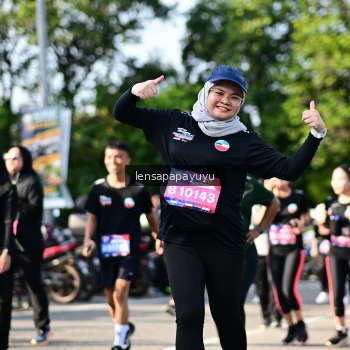 Runner Photo 4143385