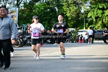 Runner Photo 4143401