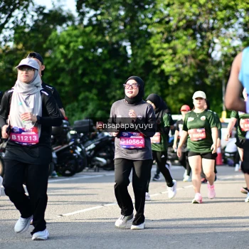 Runner Photo 4143439