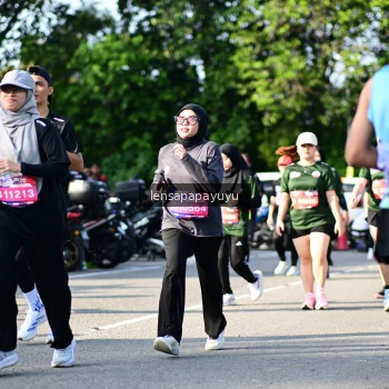 Runner Photo 4143441