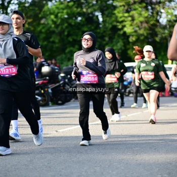 Runner Photo 4143442