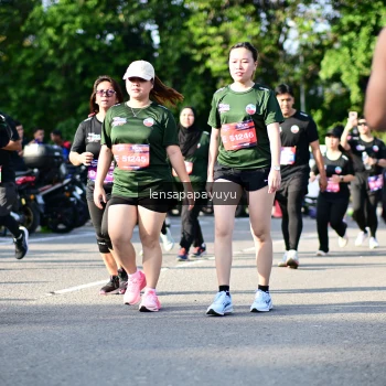 Runner Photo 4143444