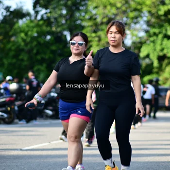Runner Photo 4143449
