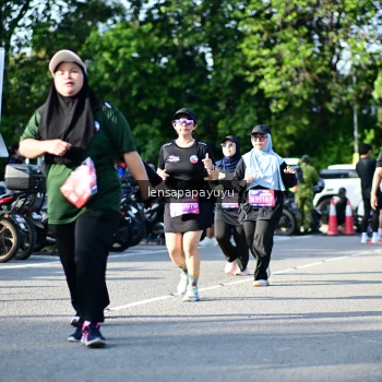 Runner Photo 4143455