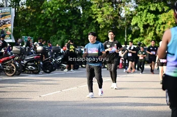 Runner Photo 4143463