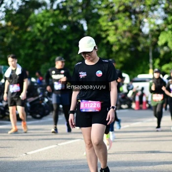 Runner Photo 4143472