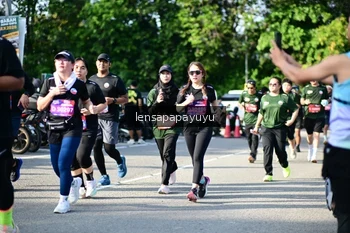 Runner Photo 4143477