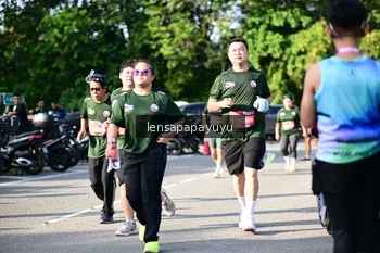Runner Photo 4143481