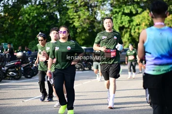 Runner Photo 4143482