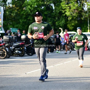 Runner Photo 4143489