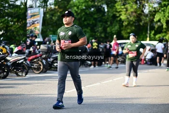 Runner Photo 4143494