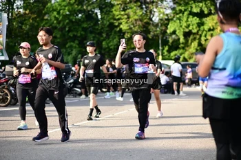 Runner Photo 4143505