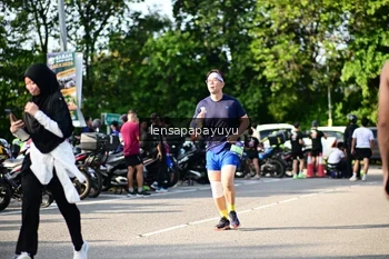 Runner Photo 4143522