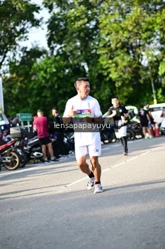 Runner Photo 4143526