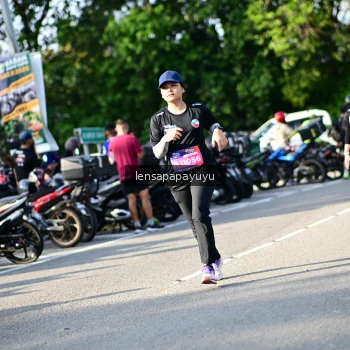 Runner Photo 4143537
