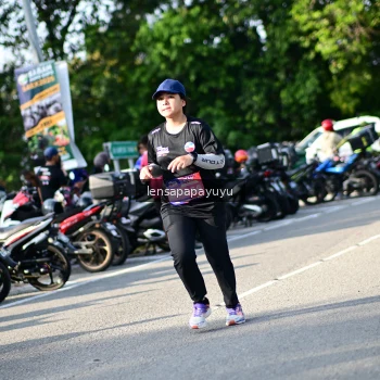 Runner Photo 4143543
