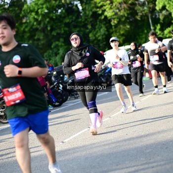 Runner Photo 4143563